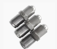 Bagaimana pengaruh pemilihan bahan tong sekrup terhadap plastik yang berbeda?